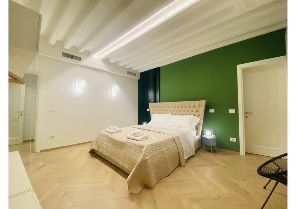 Sweet Time Venice, Luxury San Marco Frezzaria Apt! Екстериор снимка