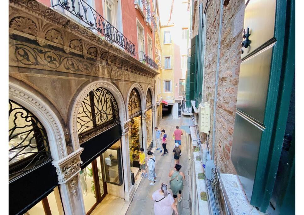 Sweet Time Venice, Luxury San Marco Frezzaria Apt! Екстериор снимка